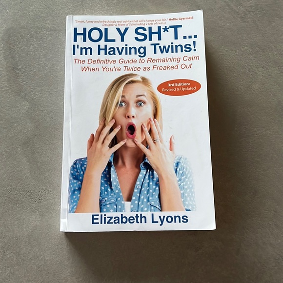Pregnancy Book for Twin mom:  HOLY SH*T…‎ I’M HAVING TWINS! - Picture 1 of 3